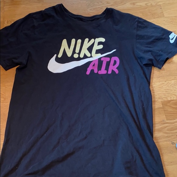 Colourful Nike tee - Picture 1 of 3